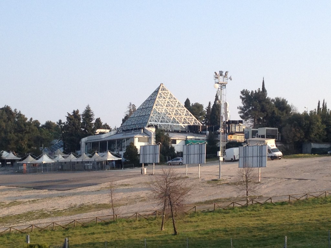 Historical club Cocoricò and his Pyramid; the main room of the club is still important today