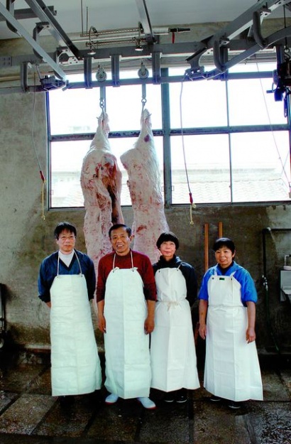 Aya Hanabusa, Tale Of A Butcher Shop, 2013