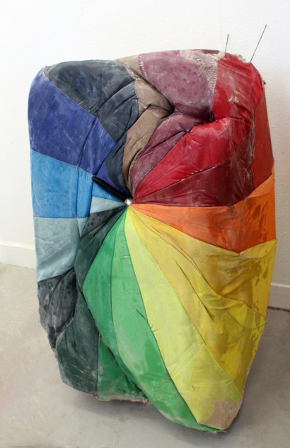Sophie Giller, Umbrella Box (Rainbow), 2015, Courtesy of the artist