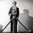 The Cameraman, dir Edward Sedgwick, 1928